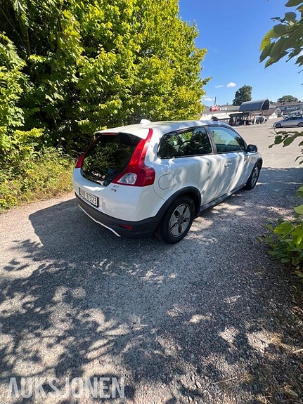 Volvo C30 4 of 15