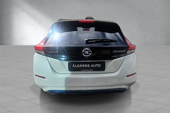 Nissan Leaf 7 of 19