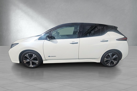 Nissan Leaf 4 of 19