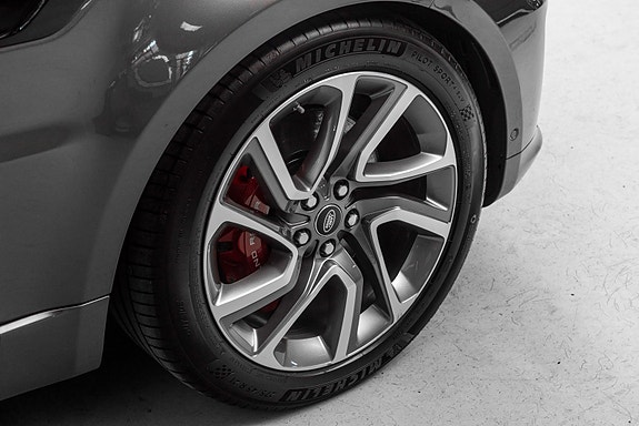 Land Rover Range Rover Sport 10 of 30
