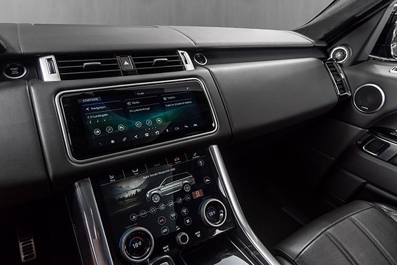 Land Rover Range Rover Sport 16 of 30