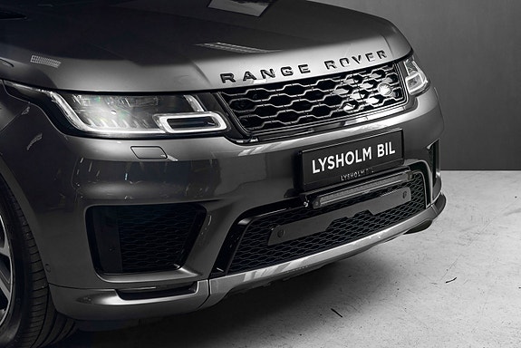 Land Rover Range Rover Sport 3 of 30