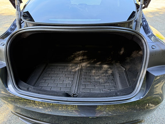 Tesla Model 3 26 of 30