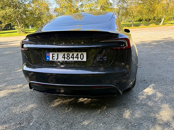 Tesla Model 3 12 of 30