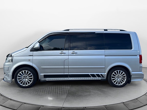 Volkswagen Multivan 9 of 21