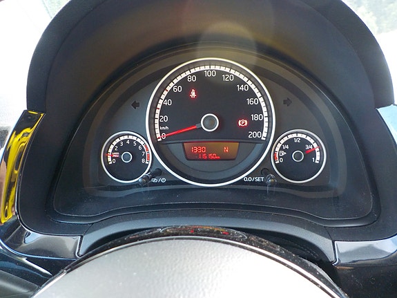 Volkswagen UP! 17 of 29