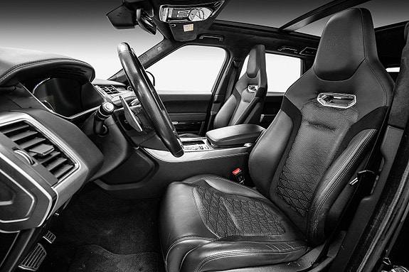 Land Rover Range Rover Sport 15 of 30