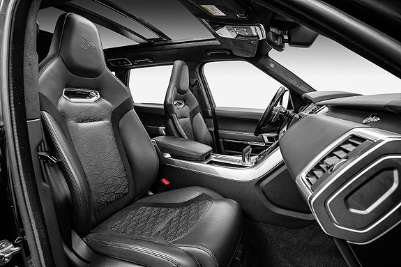 Land Rover Range Rover Sport 21 of 30