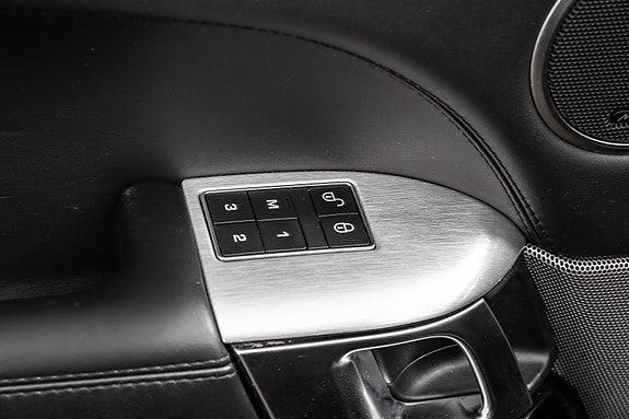 Land Rover Range Rover Sport 19 of 30
