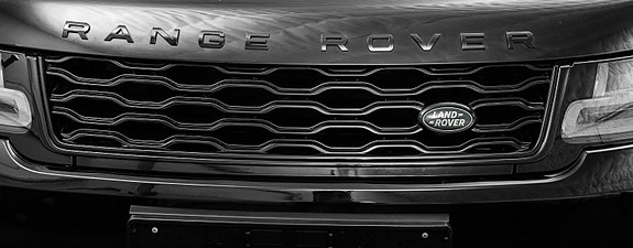 Land Rover Range Rover Sport 8 of 30