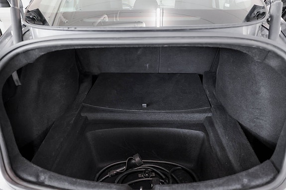 Tesla Model 3 17 of 20