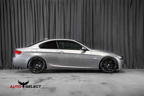 BMW 335i 15 of 30