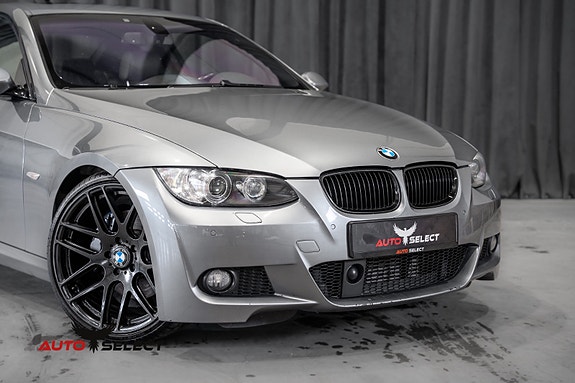 BMW 335i 2 of 30