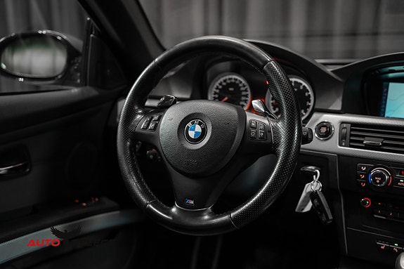 BMW 335i 27 of 30