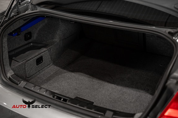 BMW 335i 12 of 30