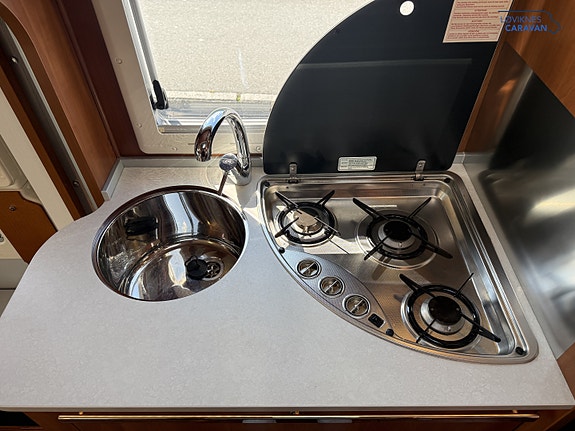 Laika KREOS 3009  Under 7m - reg for 5. 21 of 30