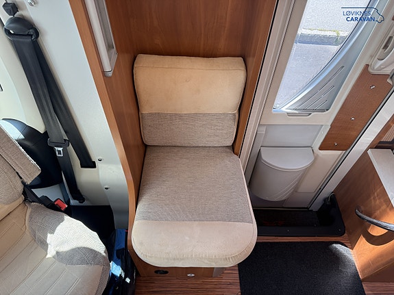 Laika KREOS 3009  Under 7m - reg for 5. 15 of 30