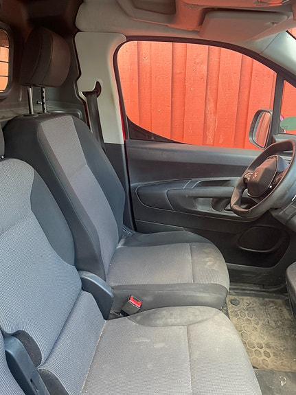 Peugeot Partner 6 of 8