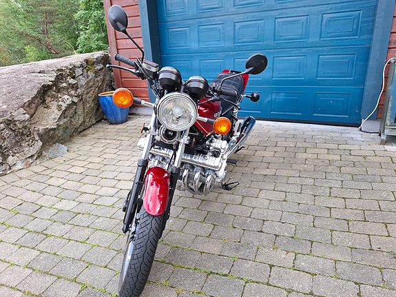 Honda CBX 8 of 11