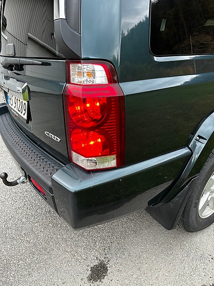 Jeep Commander 15 of 16