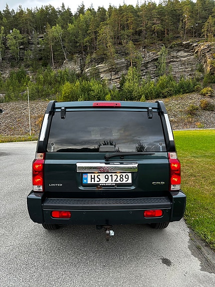 Jeep Commander 6 of 16