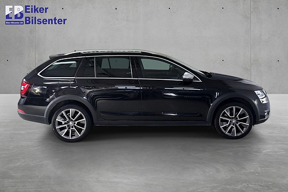 Skoda Octavia Scout 9 of 30