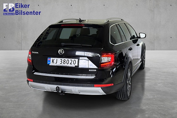 Skoda Octavia Scout 11 of 30