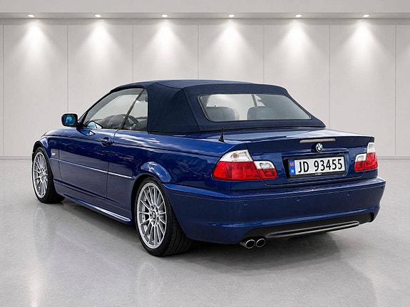 BMW 330Ci 6 of 18