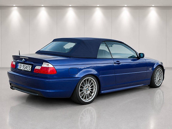 BMW 330Ci 8 of 18