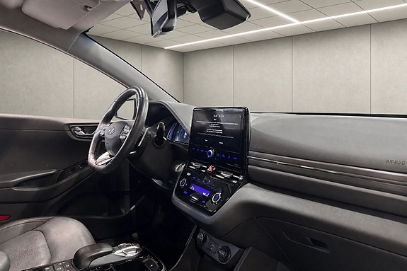 Hyundai IONIQ 15 of 20