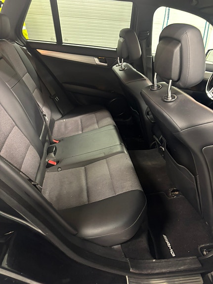 Mercedes-Benz C250 d 10 of 16