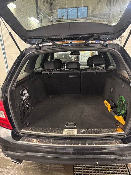 Mercedes-Benz C250 d 11 of 16