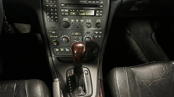 Volvo S80 14 of 25