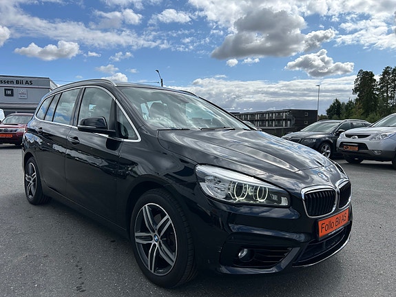 BMW 218d 2 of 30