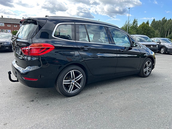 BMW 218d 15 of 30