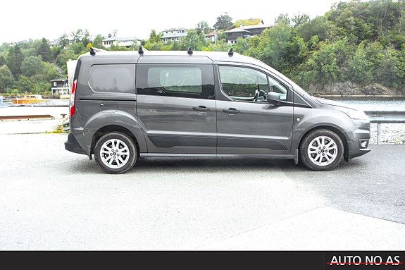 Ford Transit Connect 7 of 30