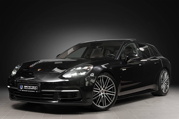Porsche Panamera 24 of 30