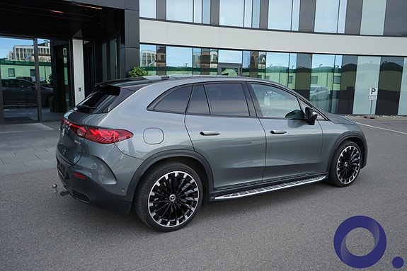 Mercedes-Benz EQE SUV 4 of 17