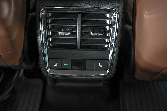 Skoda Enyaq 13 of 25