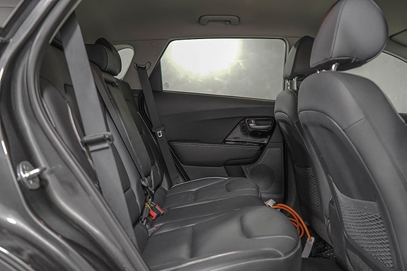Kia e-Niro 8 of 25