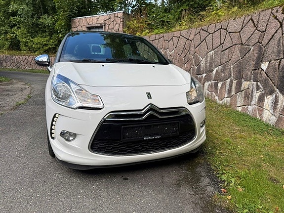 Citroen DS3 4 of 7
