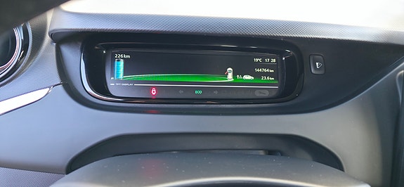 Renault Zoe 7 of 7