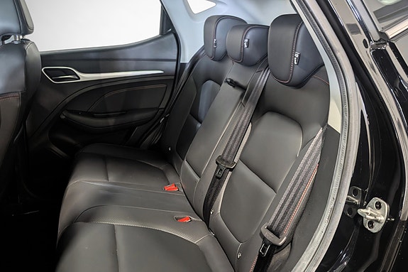 MG ZS EV 20 of 25