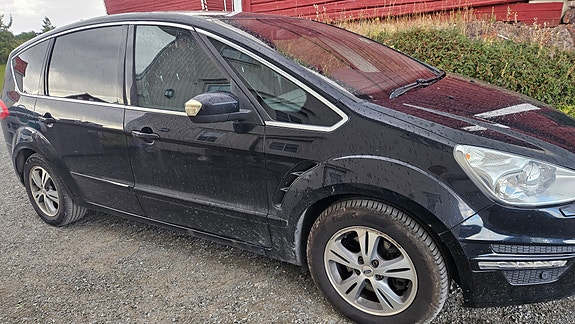 Ford S-MAX 3 of 13
