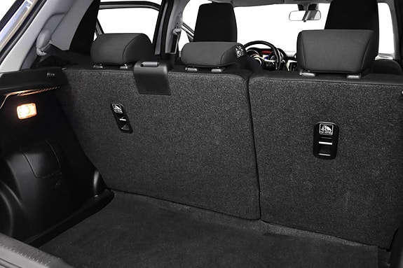 Suzuki Swift 20 of 20