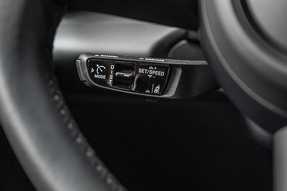 Porsche Macan 24 of 30