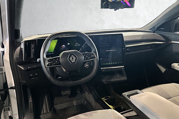 Renault Scenic E-Tech 13 of 20