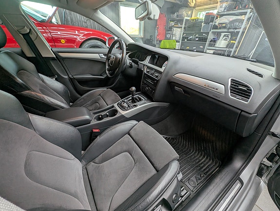 Audi A4 14 of 29
