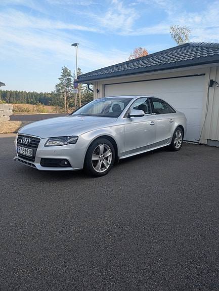 Audi A4 2 of 29
