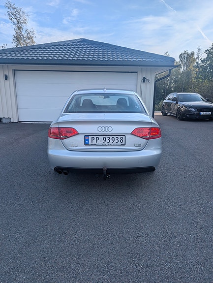Audi A4 9 of 29